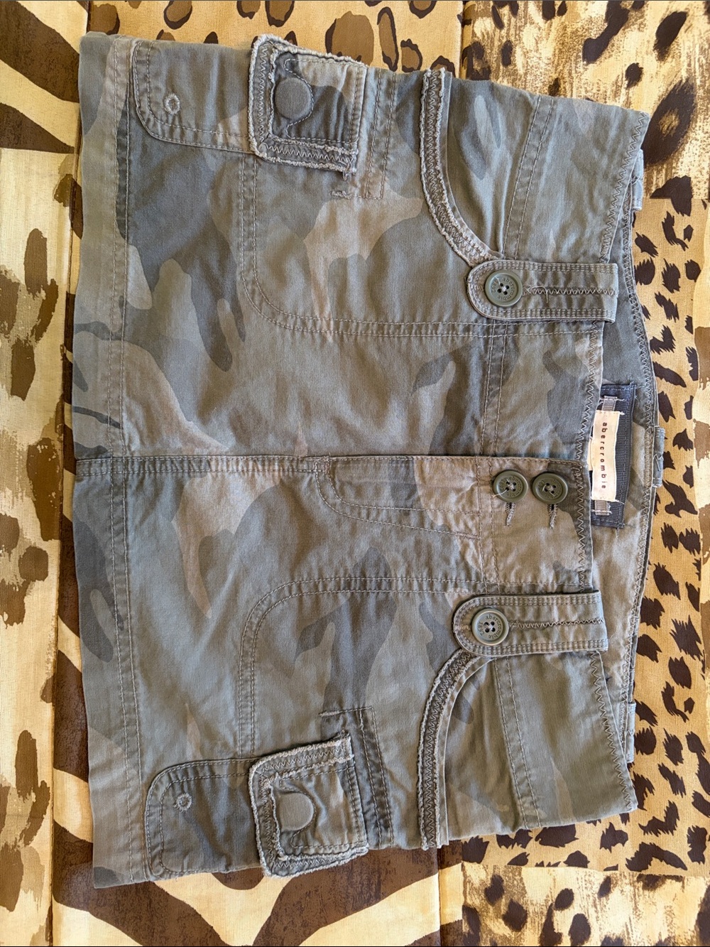 Gently worn! Mid-2000’s Abercrombie Kids’ Mini Skirt | Size 12